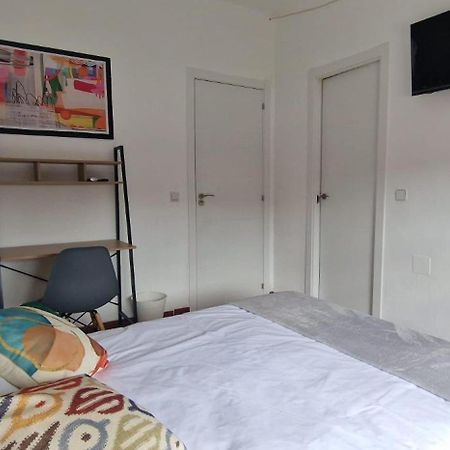 אלקאלה דה הנארס Hostal El Torero מראה חיצוני תמונה