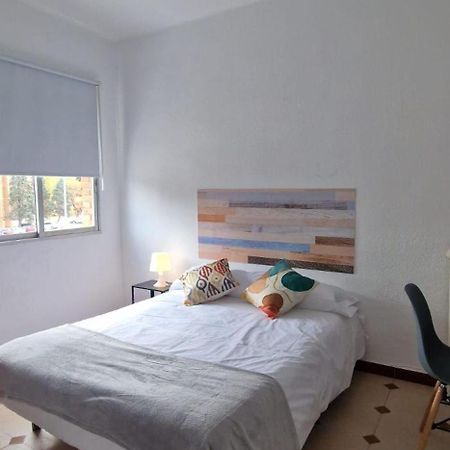 אלקאלה דה הנארס Hostal El Torero מראה חיצוני תמונה