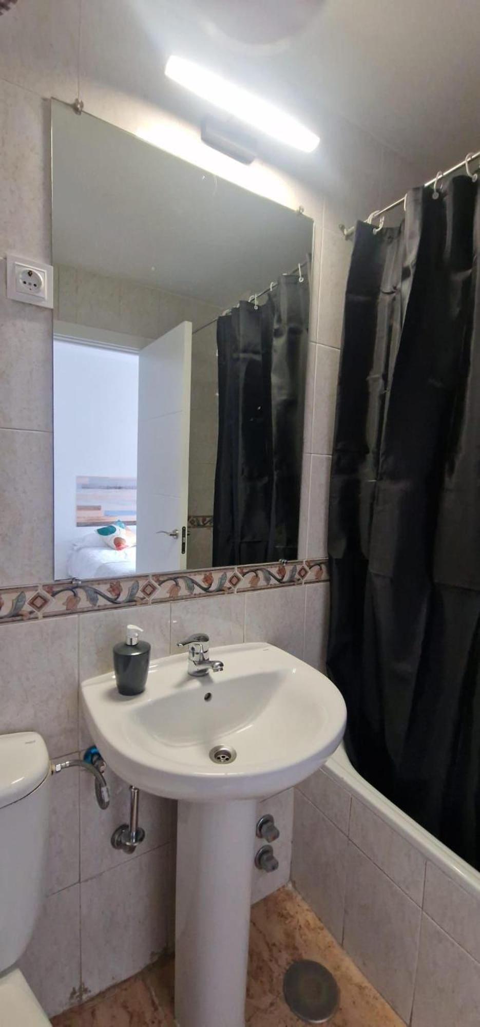 אלקאלה דה הנארס Hostal El Torero מראה חיצוני תמונה